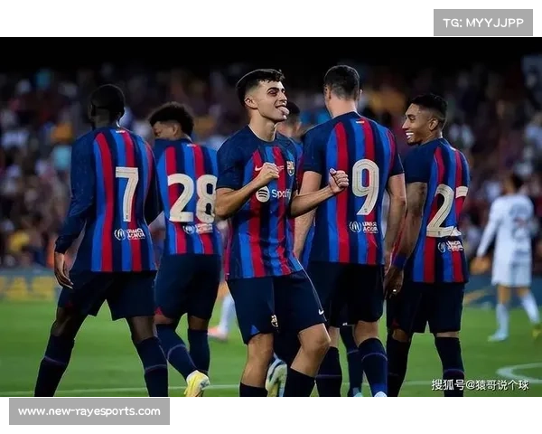 欧冠前瞻:巴萨大胜士气高涨 皇马迎战国家德比激战在即 欧冠前瞻:巴萨大胜士气高涨 皇马迎战国家德比激战在即